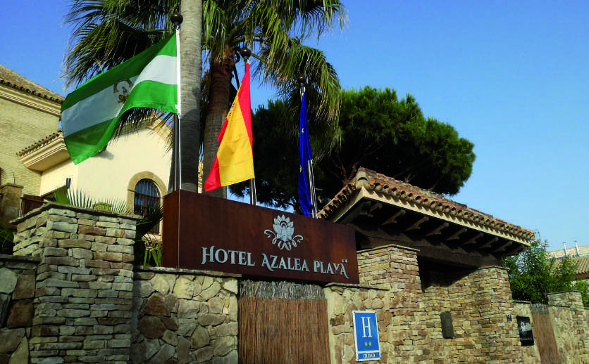 Portada del Hotel Azalea Playa