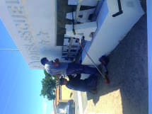 Montaje de letras de hormigón