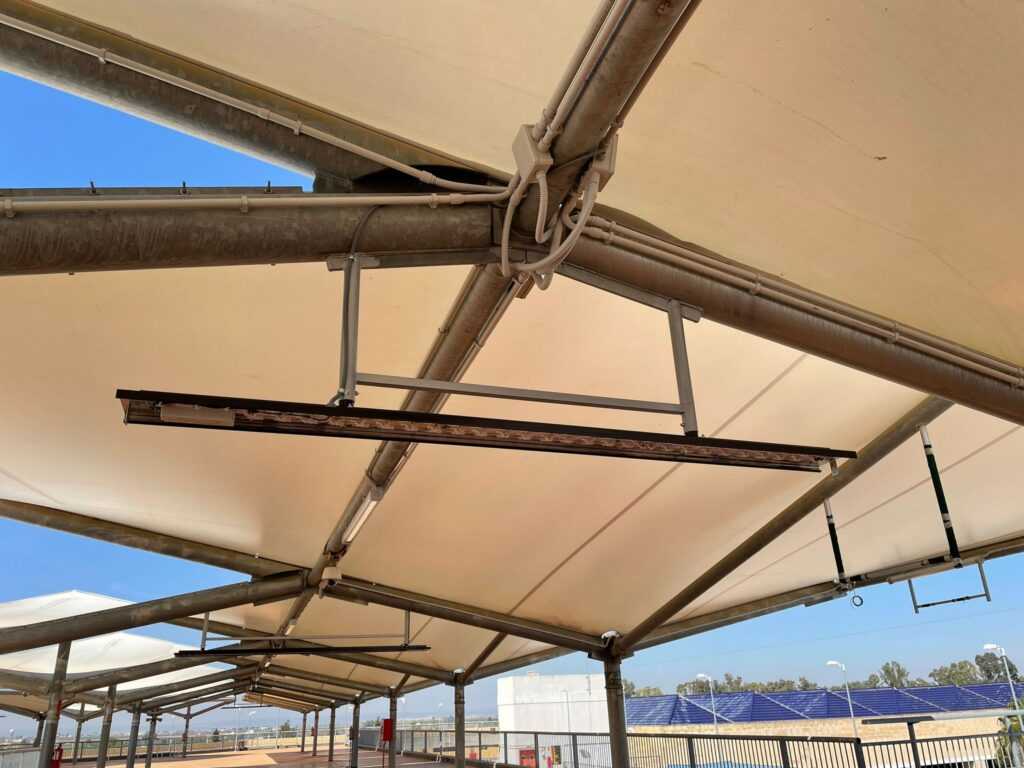 Vista de estructura en parking previo a montaje de señalización